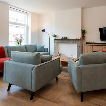 The Break Your Cozy Coastal Escape And Free Parking Appartamento